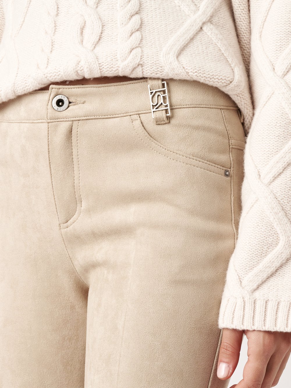 Trousers Antonia_409 beige detail view Trousers Antonia_409 beige detail view