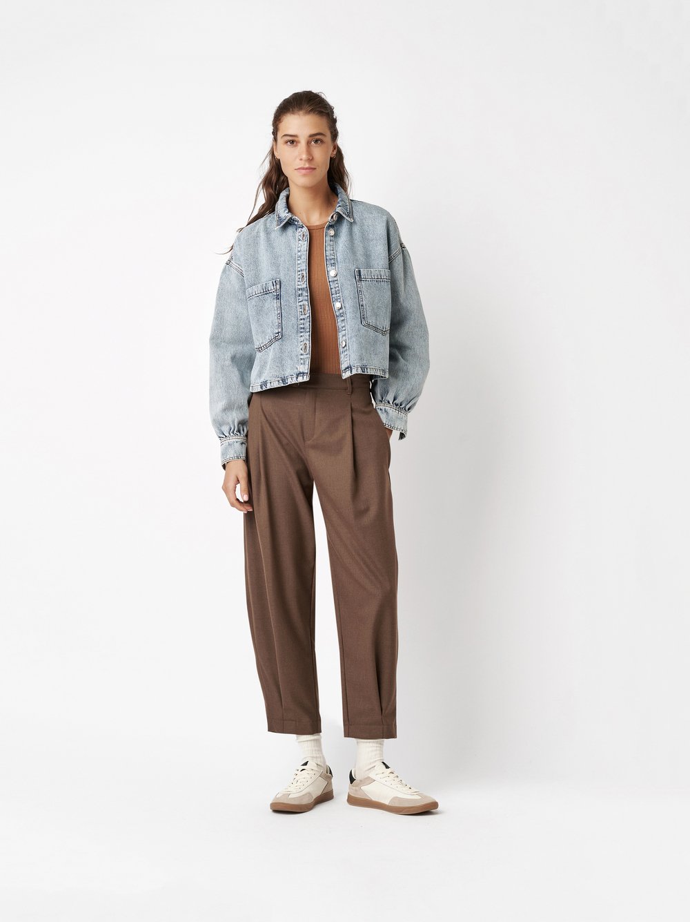 Hose Mara_392 brown Outfitansicht