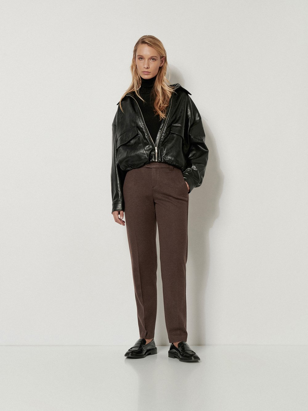 Womens trousers May Easy in Brown, slim-fit trousers with a tailored look, outfit view worn by model