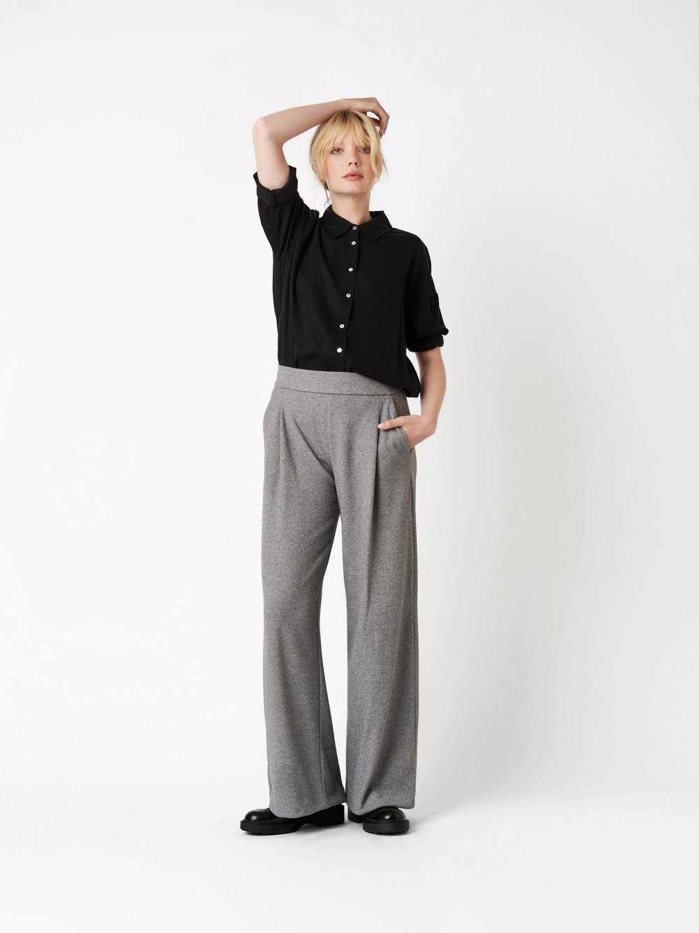 Trousers Mara_403 grey outfit view