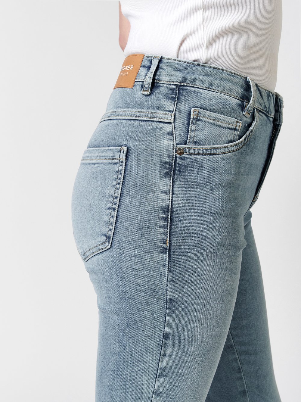 Jeans Antonia_341 light blue detail view Jeans Antonia_341 light blue detail view