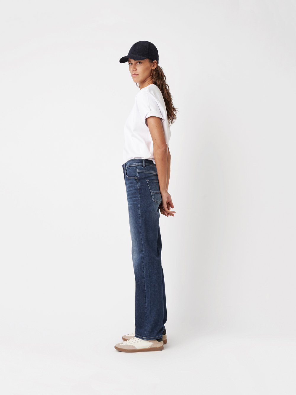 Jeans Audrey1_092 mid blue Outfitansicht
