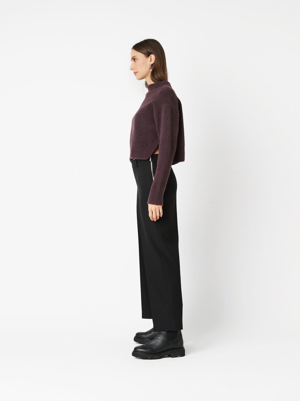 Trousers Mara_398 black outfit view