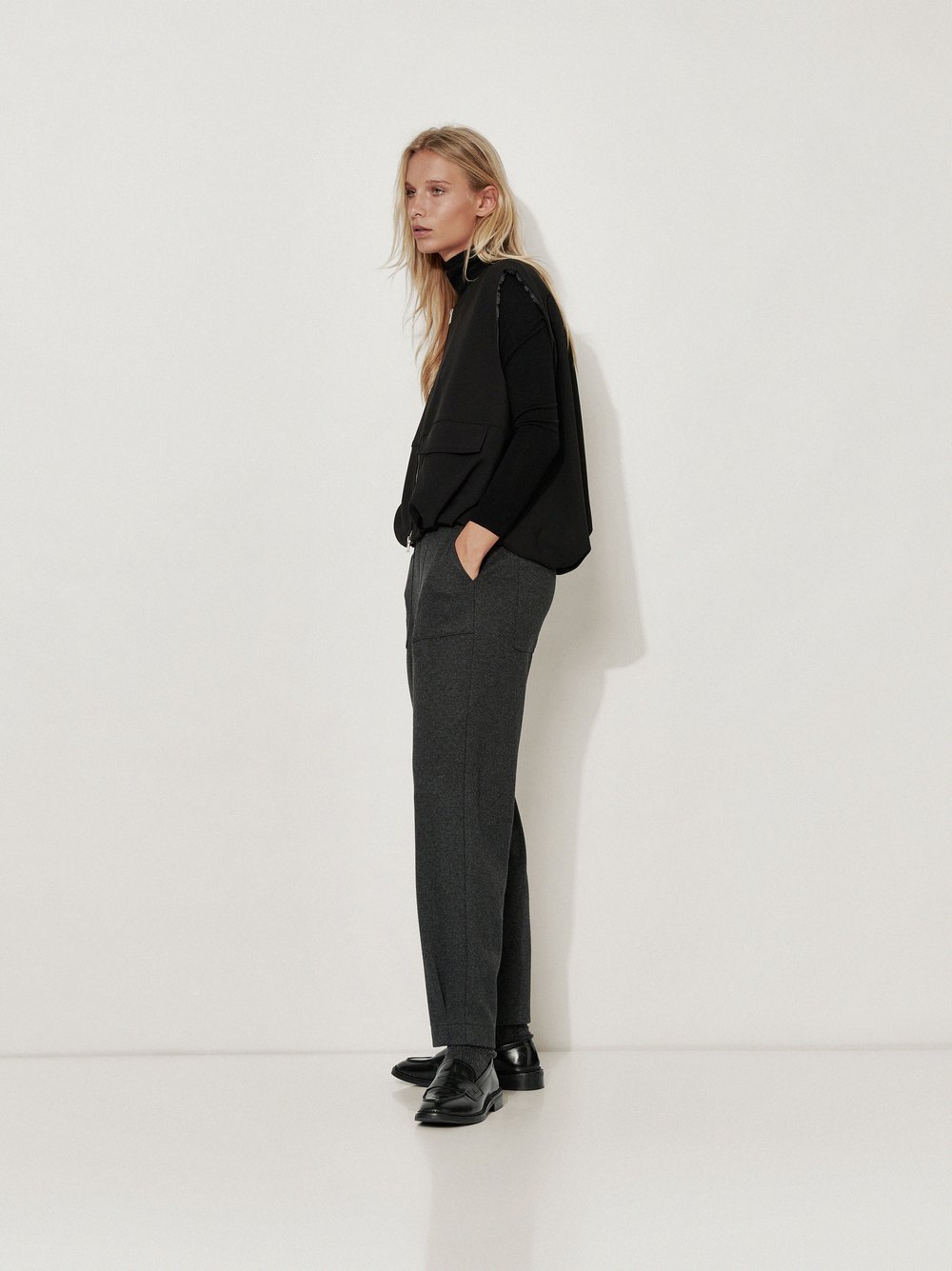 Womens trousers Mara Tapered in Anthracite, soft jersey tapered-fit trousers, front view worn by model