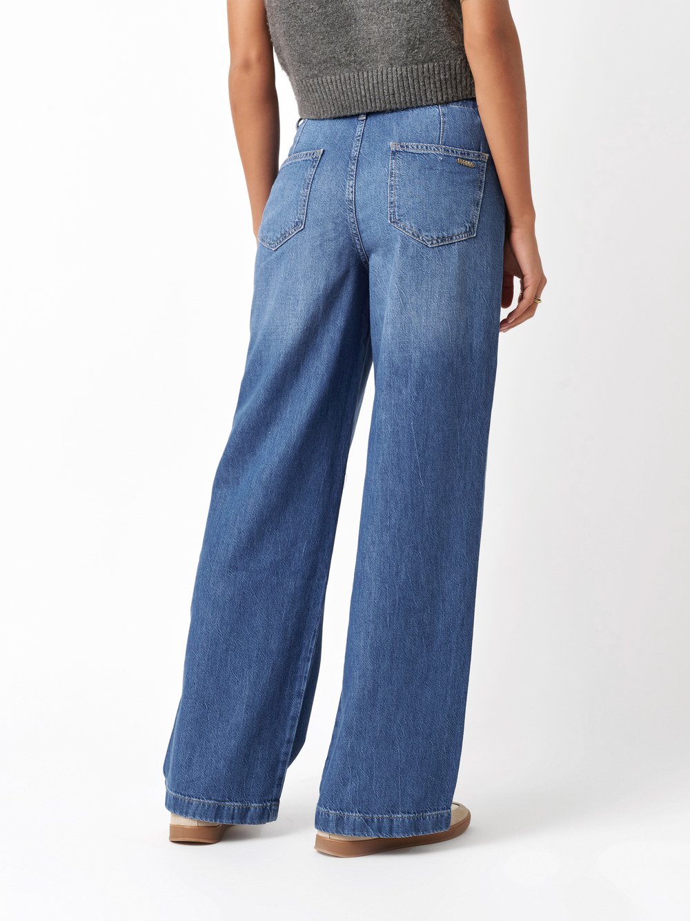 Jeans Masha_151 mid blue rear view Jeans Masha_151 mid blue rear view