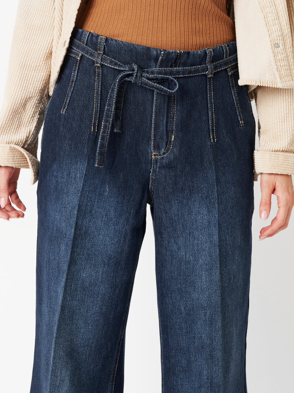 Jeans Mara_384 dark blue detail view Jeans Mara_384 dark blue detail view