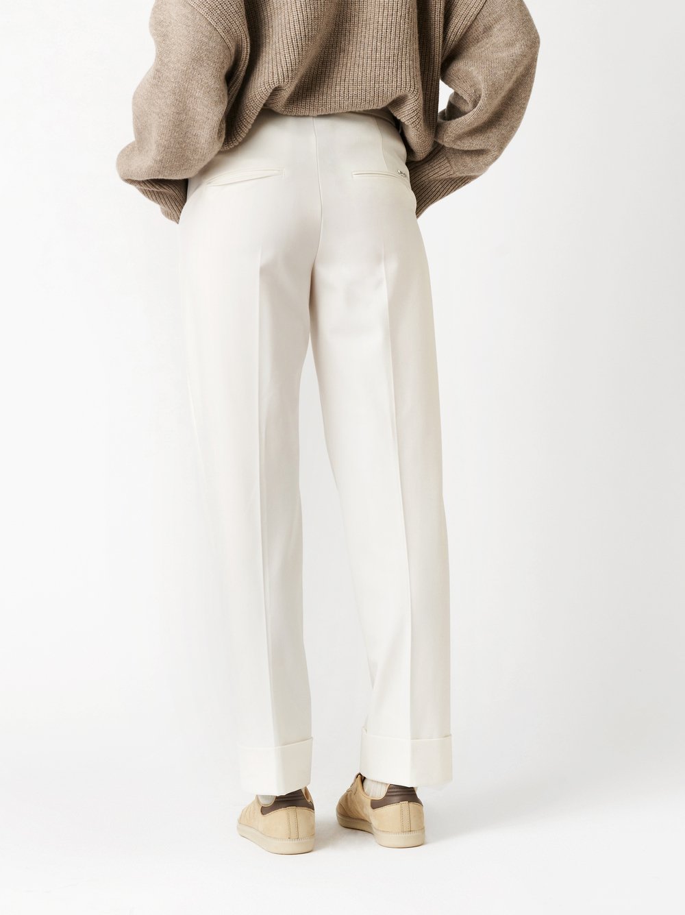 Trousers Audrey1_093 ecru rear view Trousers Audrey1_093 ecru rear view