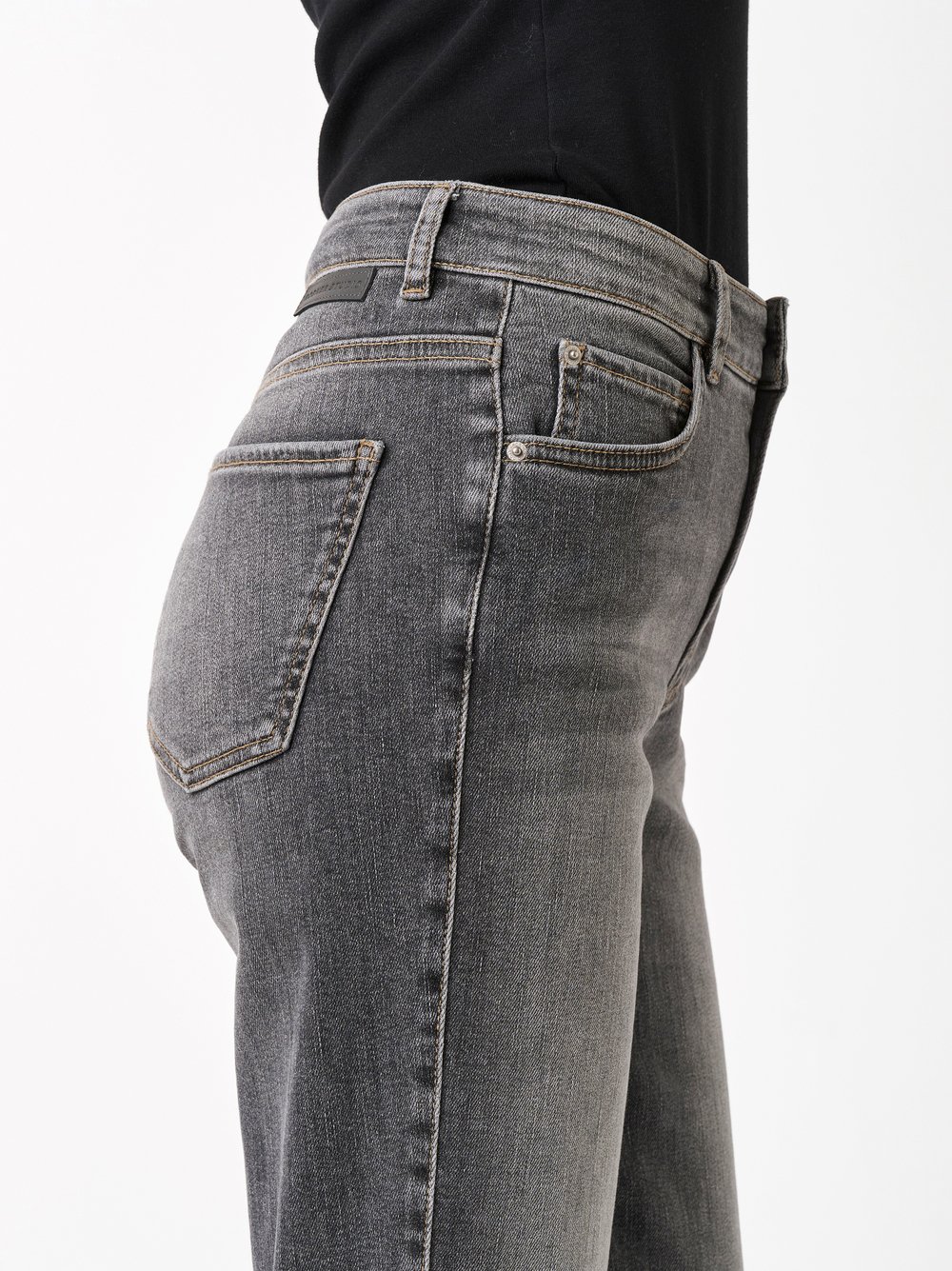 Jeans Audrey1 mid grey Detailansicht