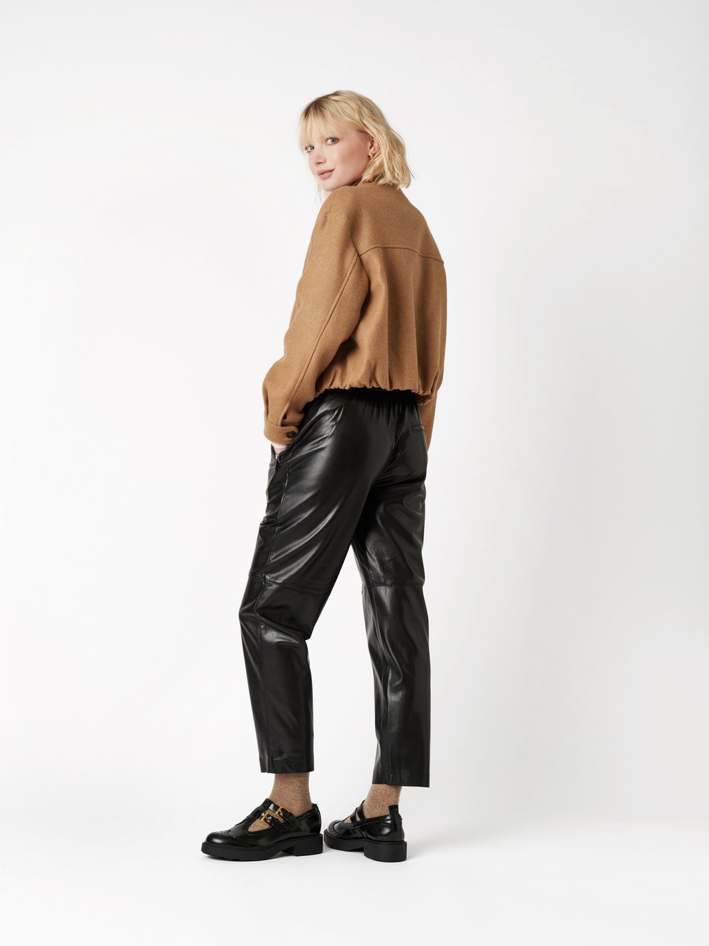 Hose May_449 black Rueckansicht Hose May_449 black Rueckansicht