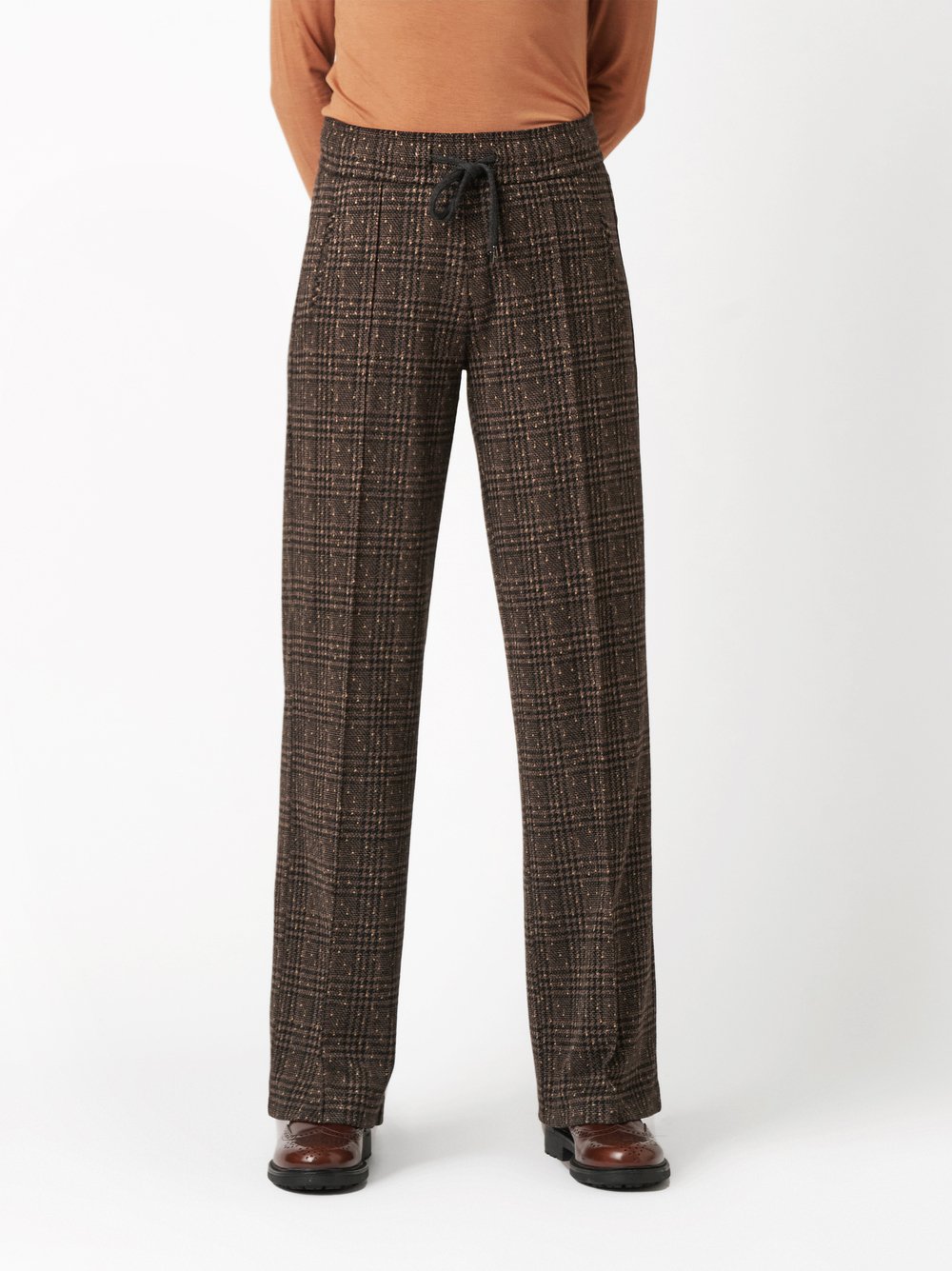 Trousers May_452 brown front view