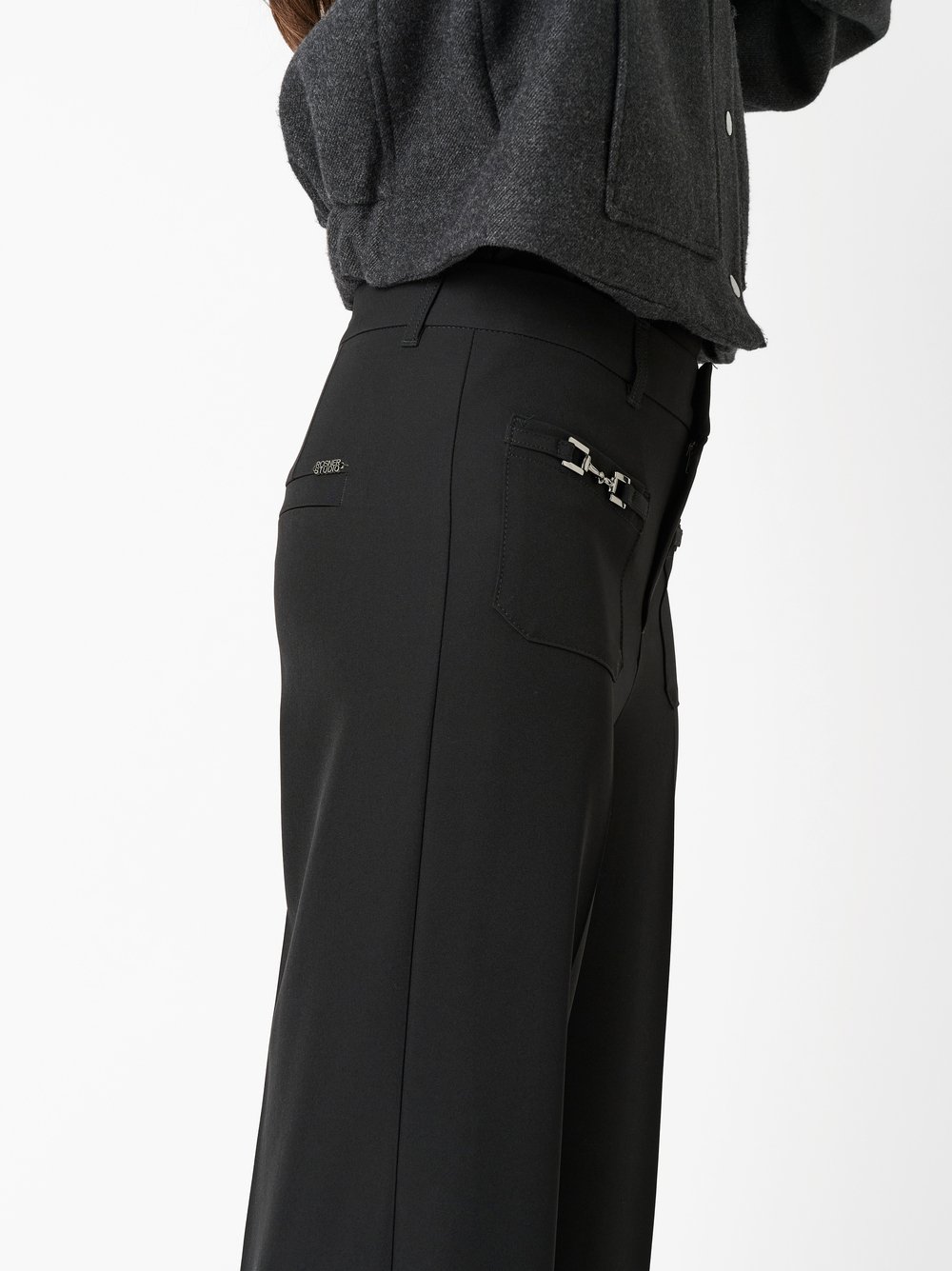 Trousers Mara_407 black detail view Trousers Mara_407 black detail view