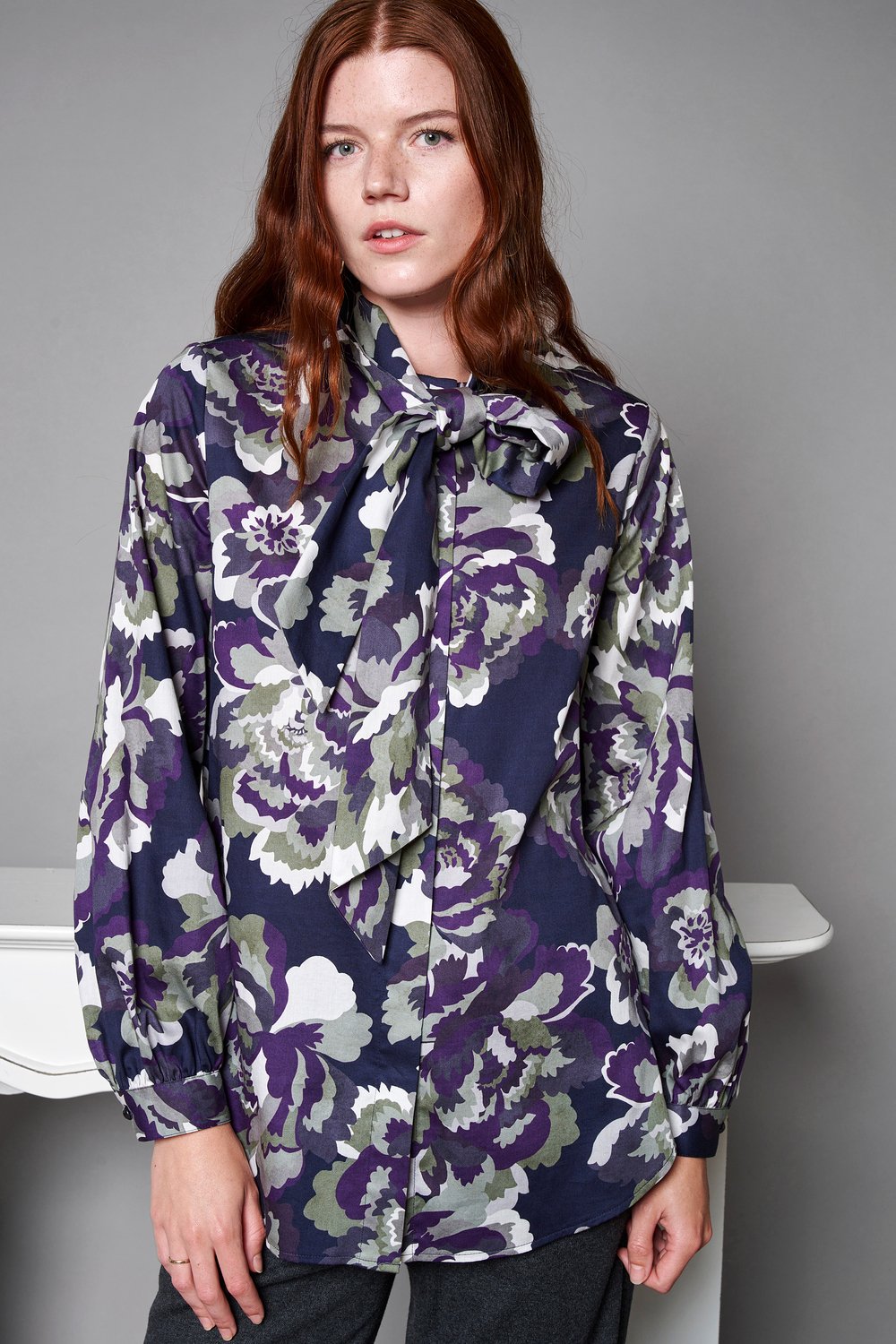 Schluppenbluse mit Flowerprint | Style »Barbra« multicolour lilac