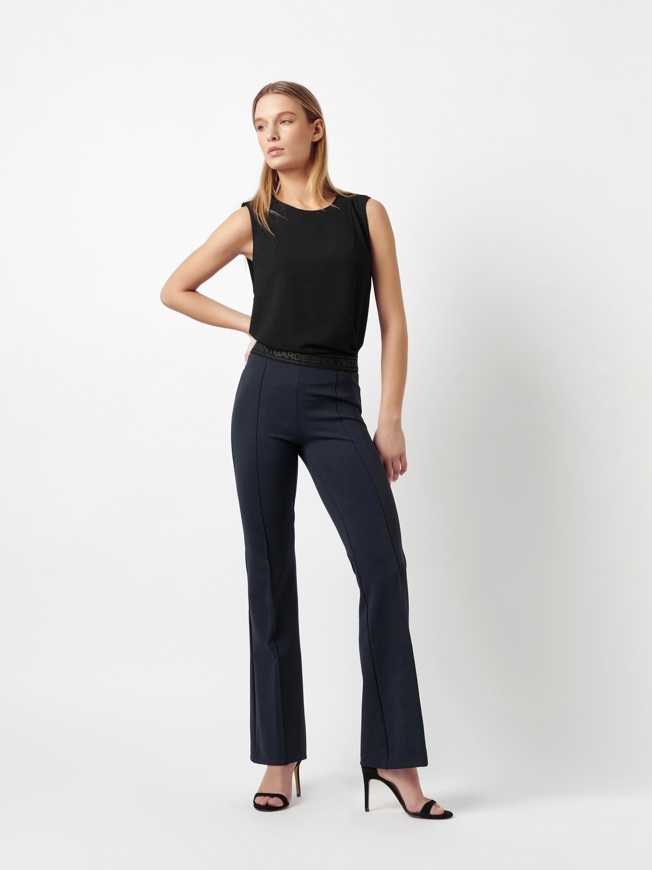 Hose Alisa_309 navy Outfitansicht Hose Alisa_309 navy Outfitansicht