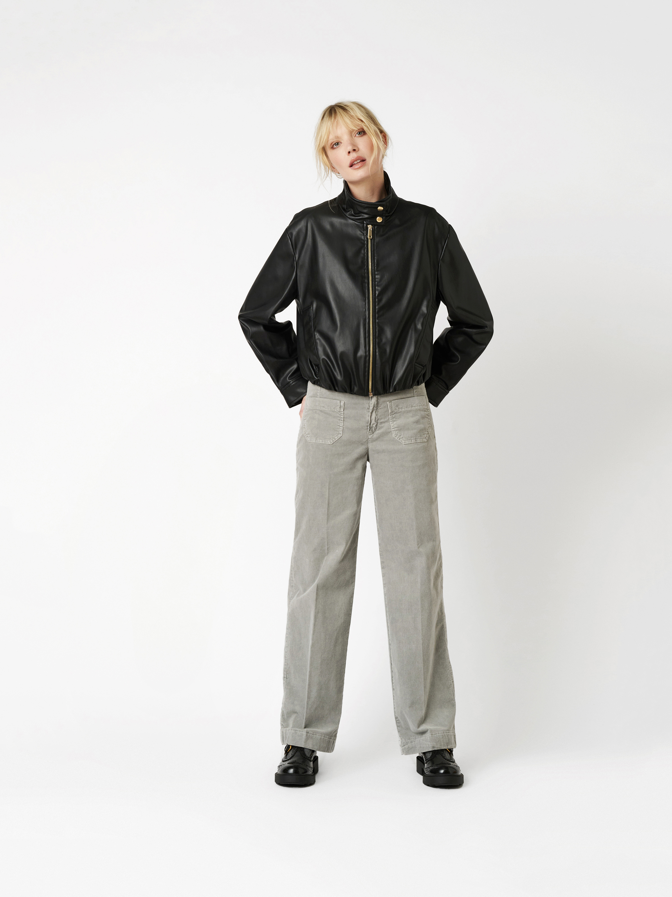 Hose Audrey1_085 grey Outfitansicht Hose Audrey1_085 grey Outfitansicht