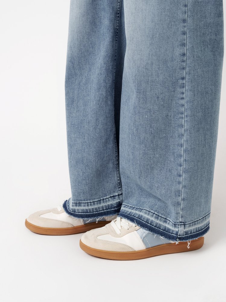 Womens jeans Audrey Wide in bleached blue, wide-leg jeans with raw hems, detail view