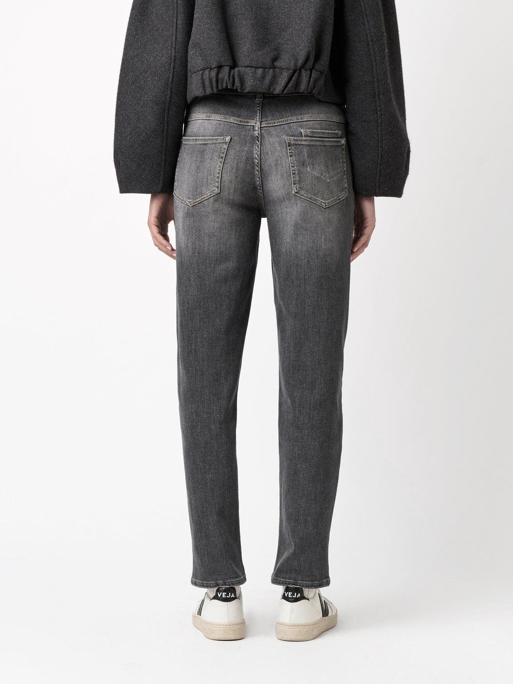 Jeans Masha_155 mid grey Rueckansicht Jeans Masha_155 mid grey Rueckansicht