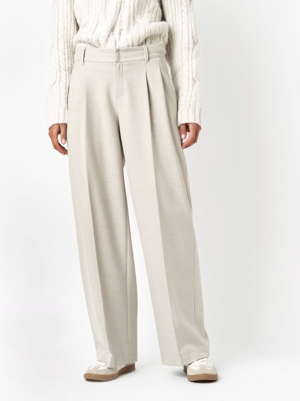 Trousers Mara_393 beige front view Trousers Mara_393 beige front view