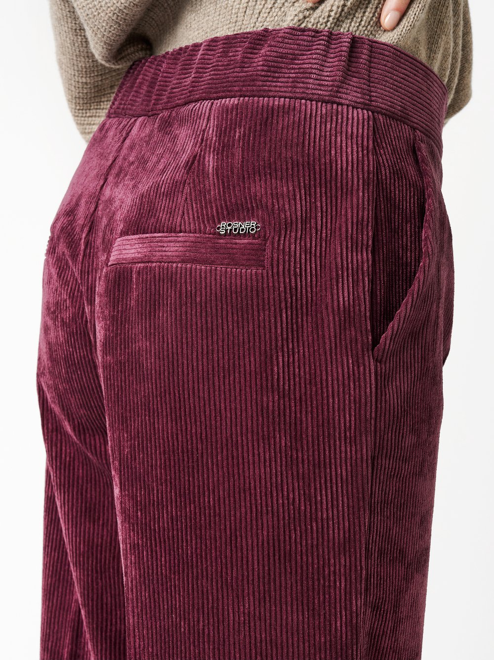 Trousers Mara_355 berry detail view