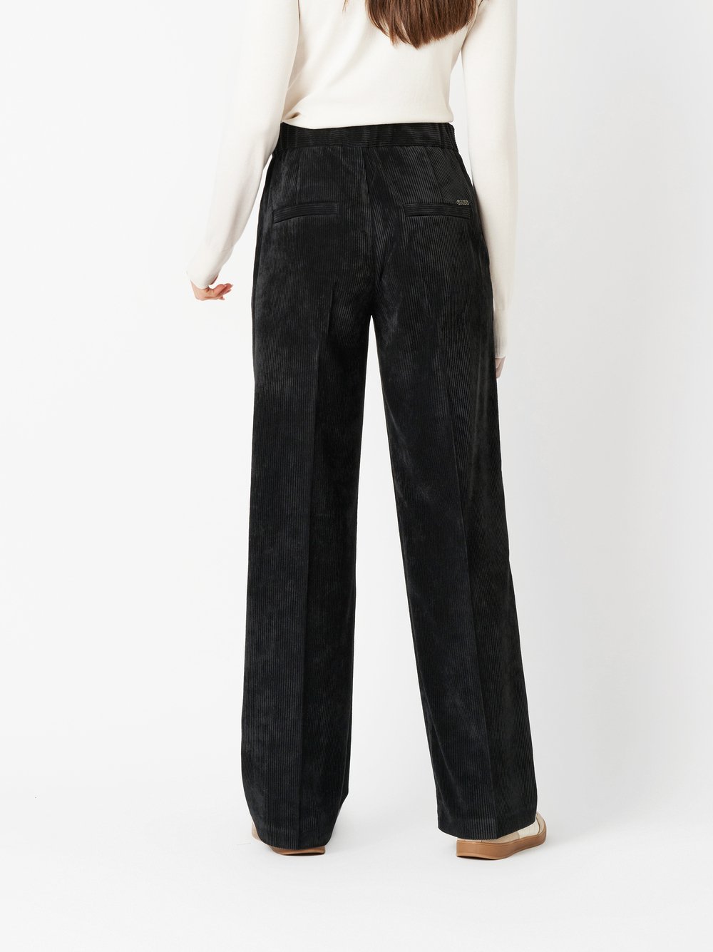 Hose Mara_355 black Rueckansicht Hose Mara_355 black Rueckansicht