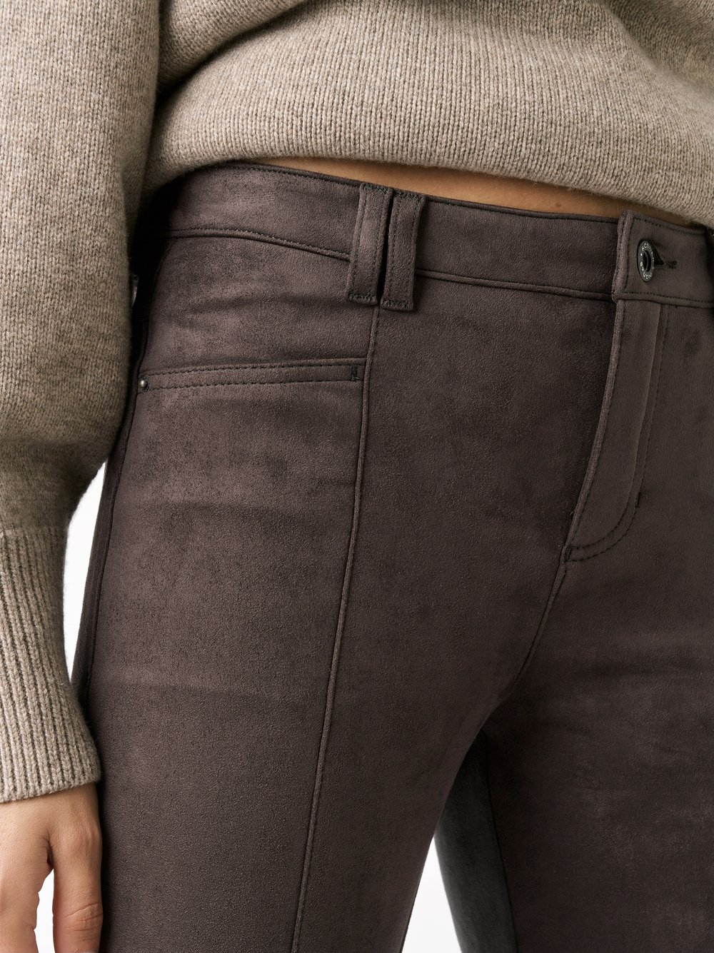 Trousers Antonia_408 brown detail view