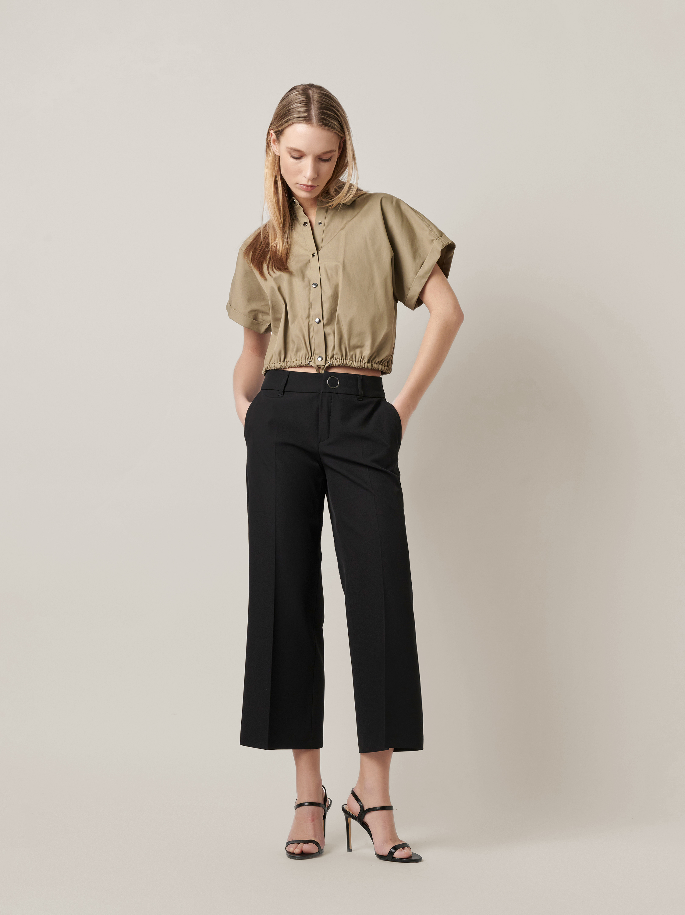 Womens trousers May Culotte in black, fluid culottes in crepe, outfit view worn by model