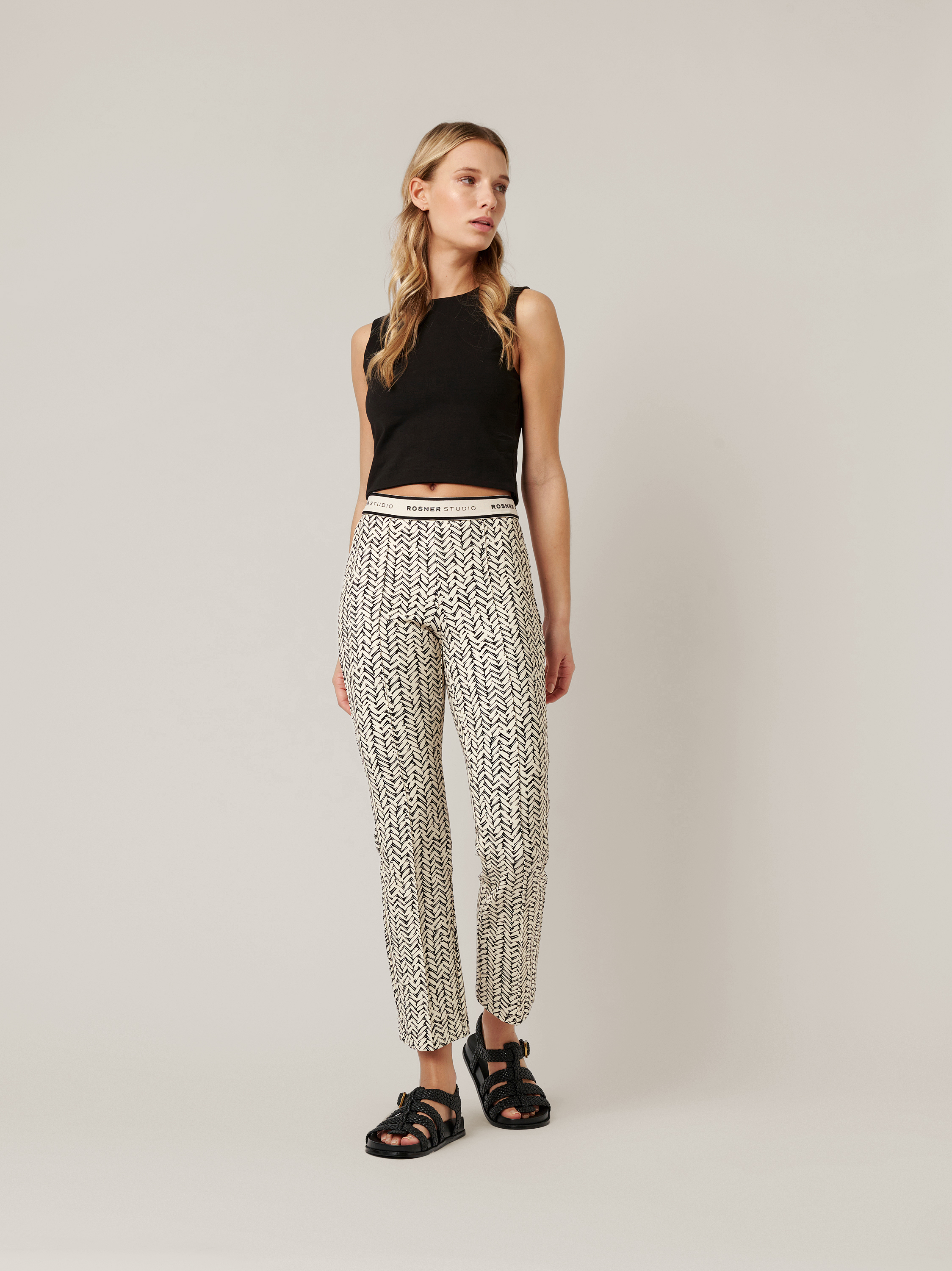 Womens trousers Alisa Slim in black / offwhite, patterned slim-fit trousers, outfit view worn by model