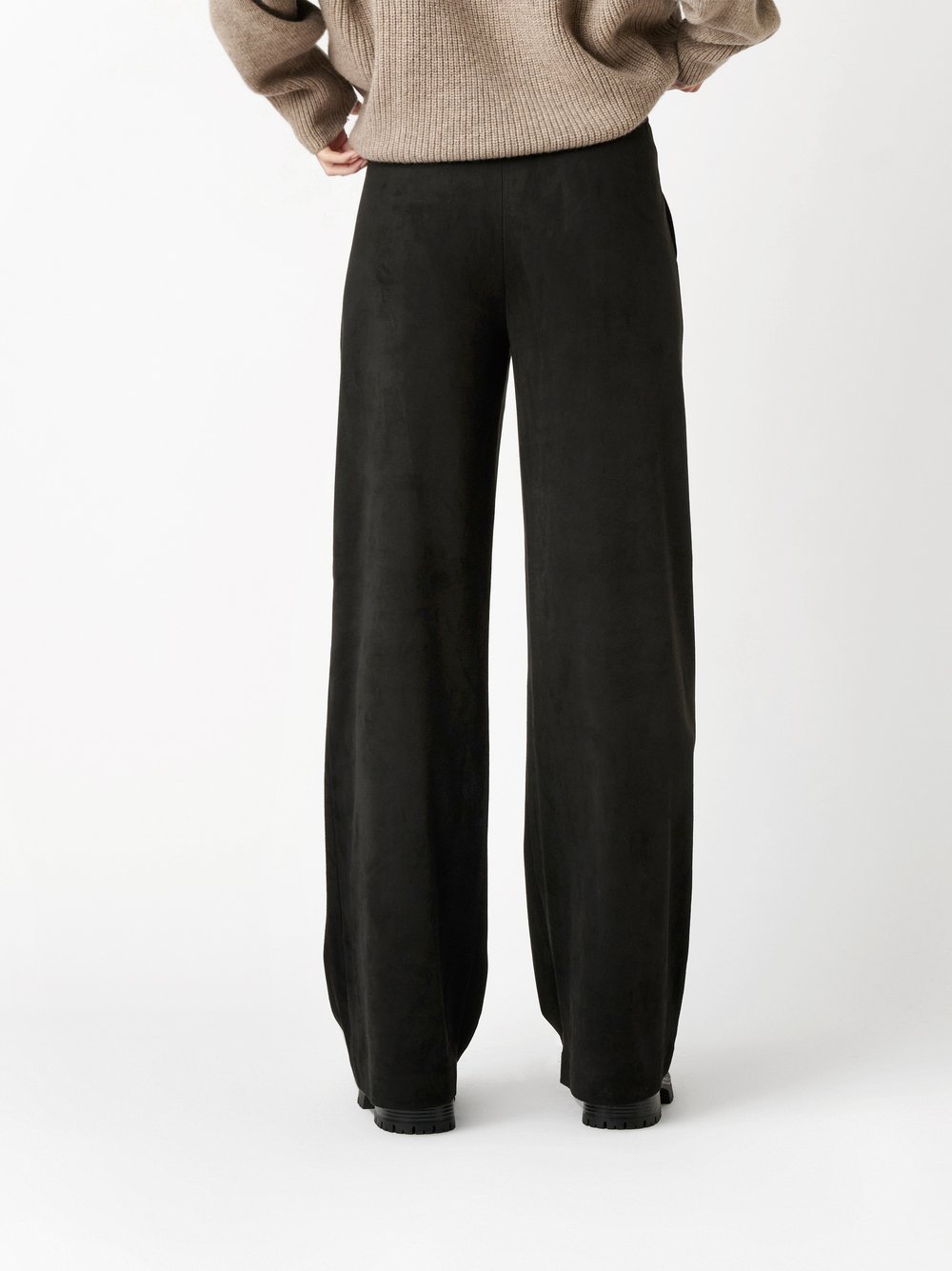 Trousers Mara_369 black rear view