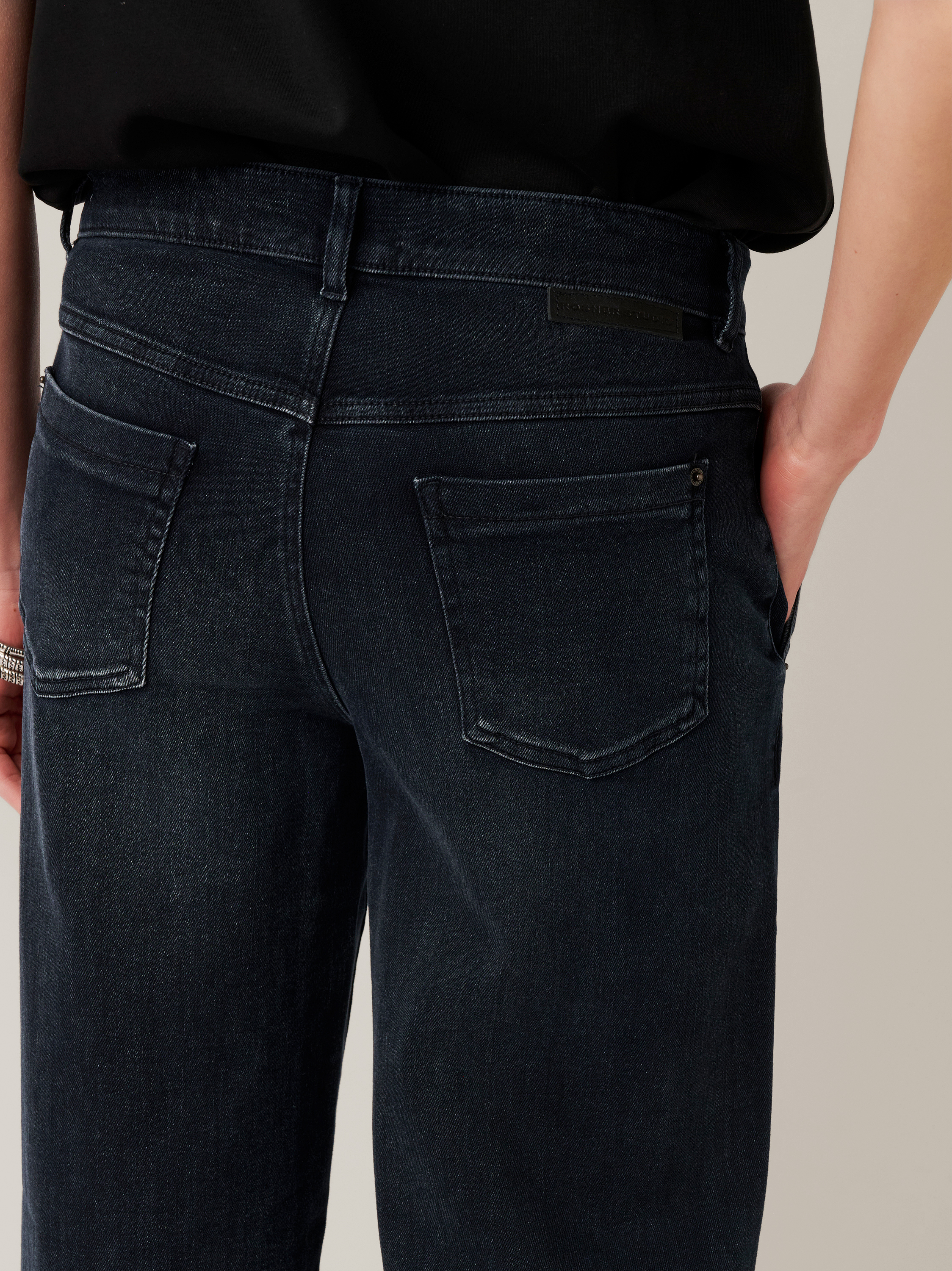 Womens jeans Audrey Wide in dark blue, wide-leg jeans, detail view