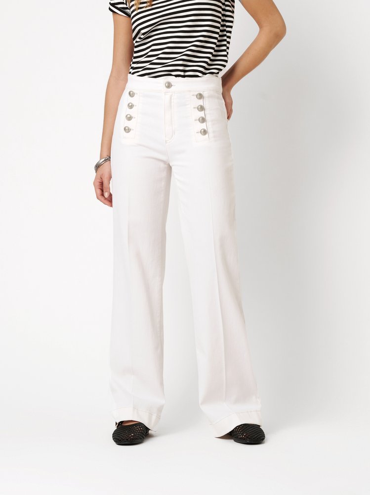 Womens jeans Audrey Sailor in white, bootcut jeans with sailor front, front view worn by model