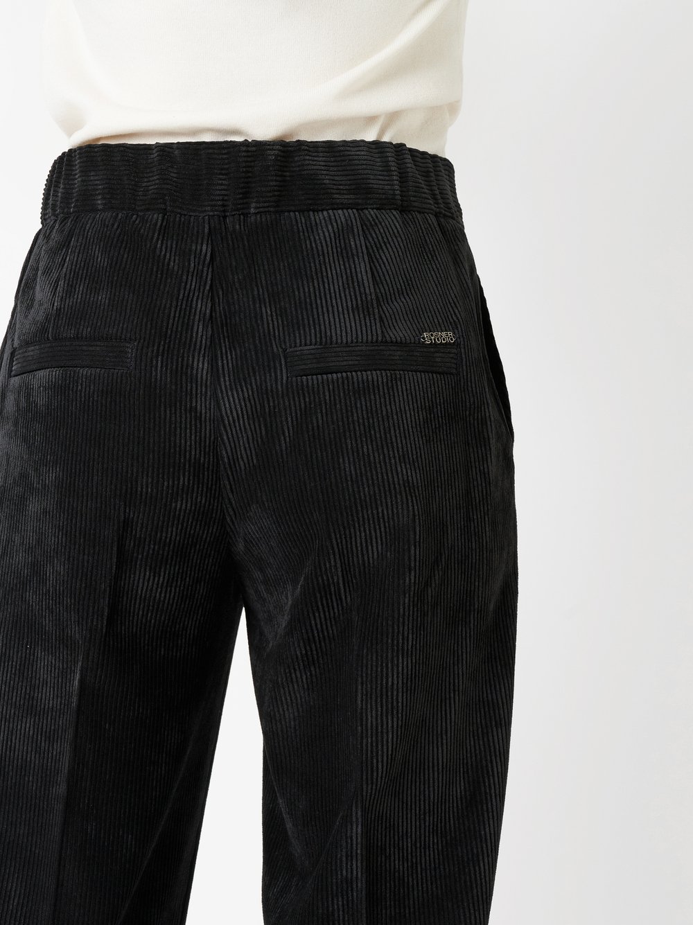 Hose Mara_355 black Detailansicht Hose Mara_355 black Detailansicht