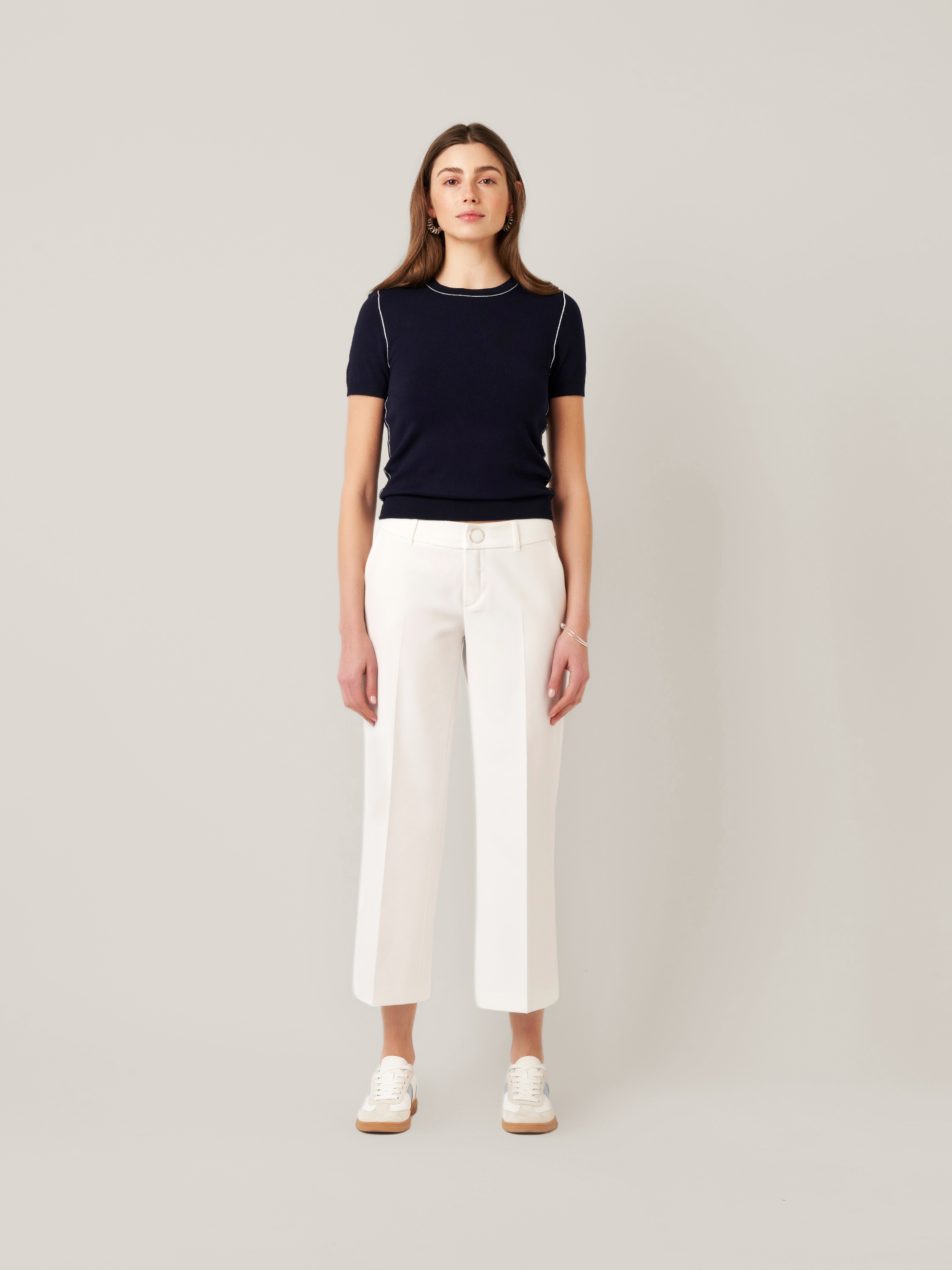 Damenhose May Culotte in white, Culotte aus Crepe, Frontansicht am Model getragen