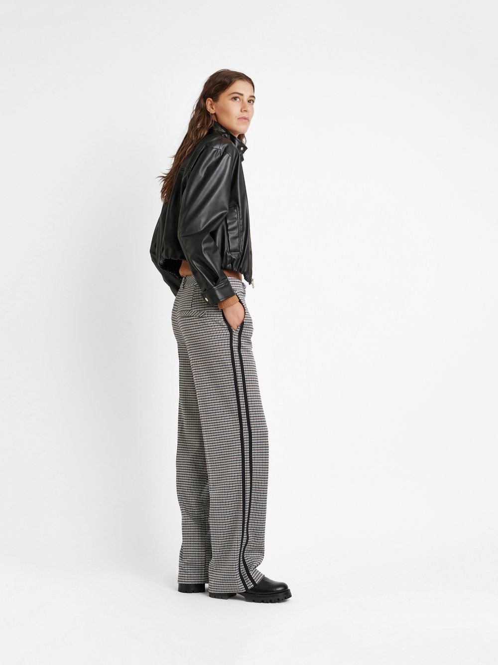 Hose Mara_355 navy/black Outfitansicht