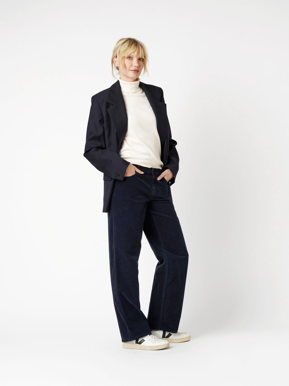 Trousers Antonia_398 navy outfit view