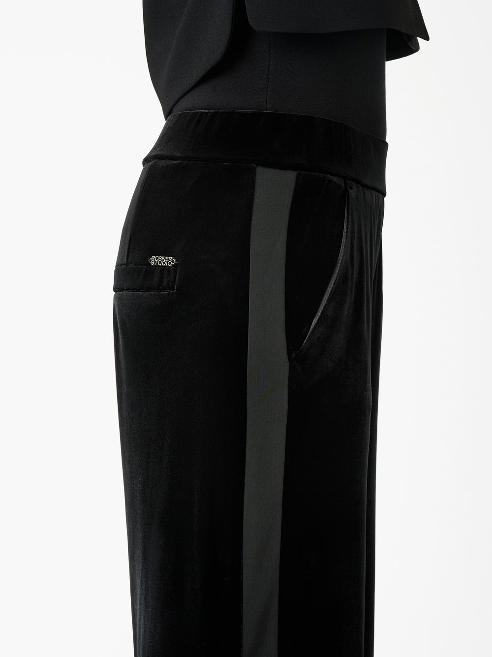 Trousers Mara_355 black detail view Trousers Mara_355 black detail view