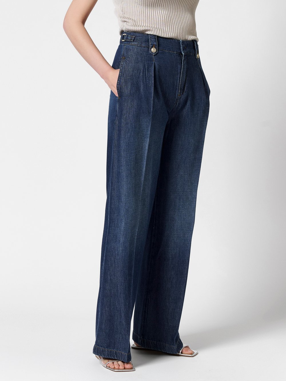 Jeans Mara_324 dark blue front view Jeans Mara_324 dark blue front view