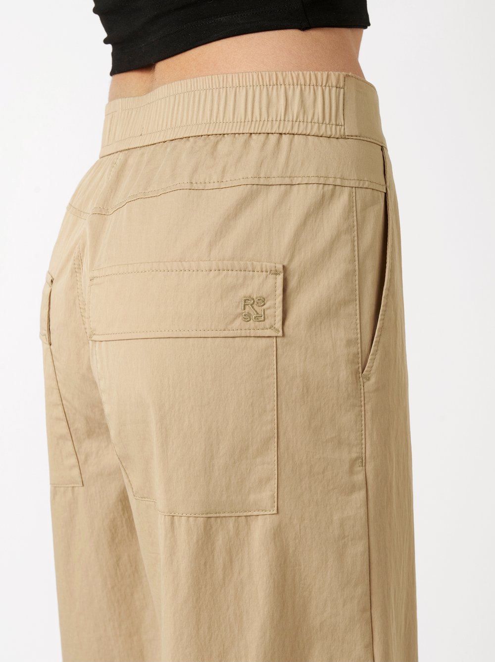 Womens trousers Mara Culotte in sand, culottes made of papertouch cotton, detail view