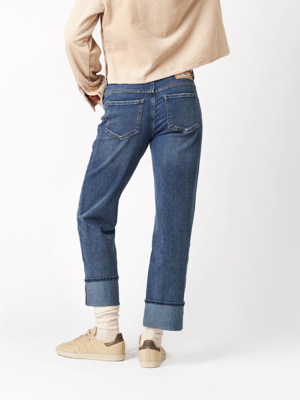 Jeans Masha_152 mid blue rear view Jeans Masha_152 mid blue rear view