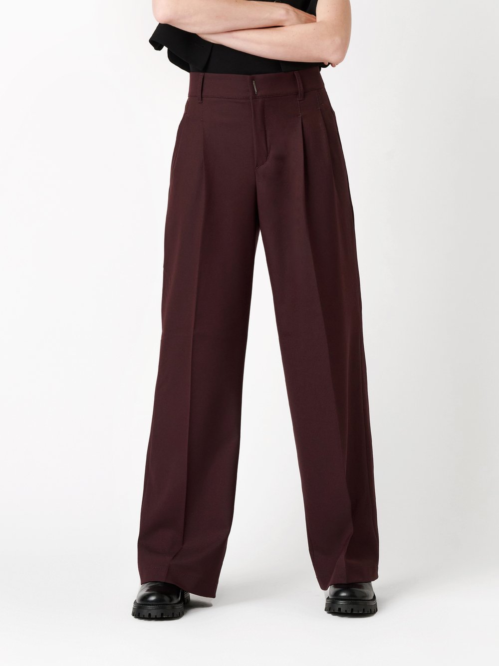 Trousers Mara_393 berry front view