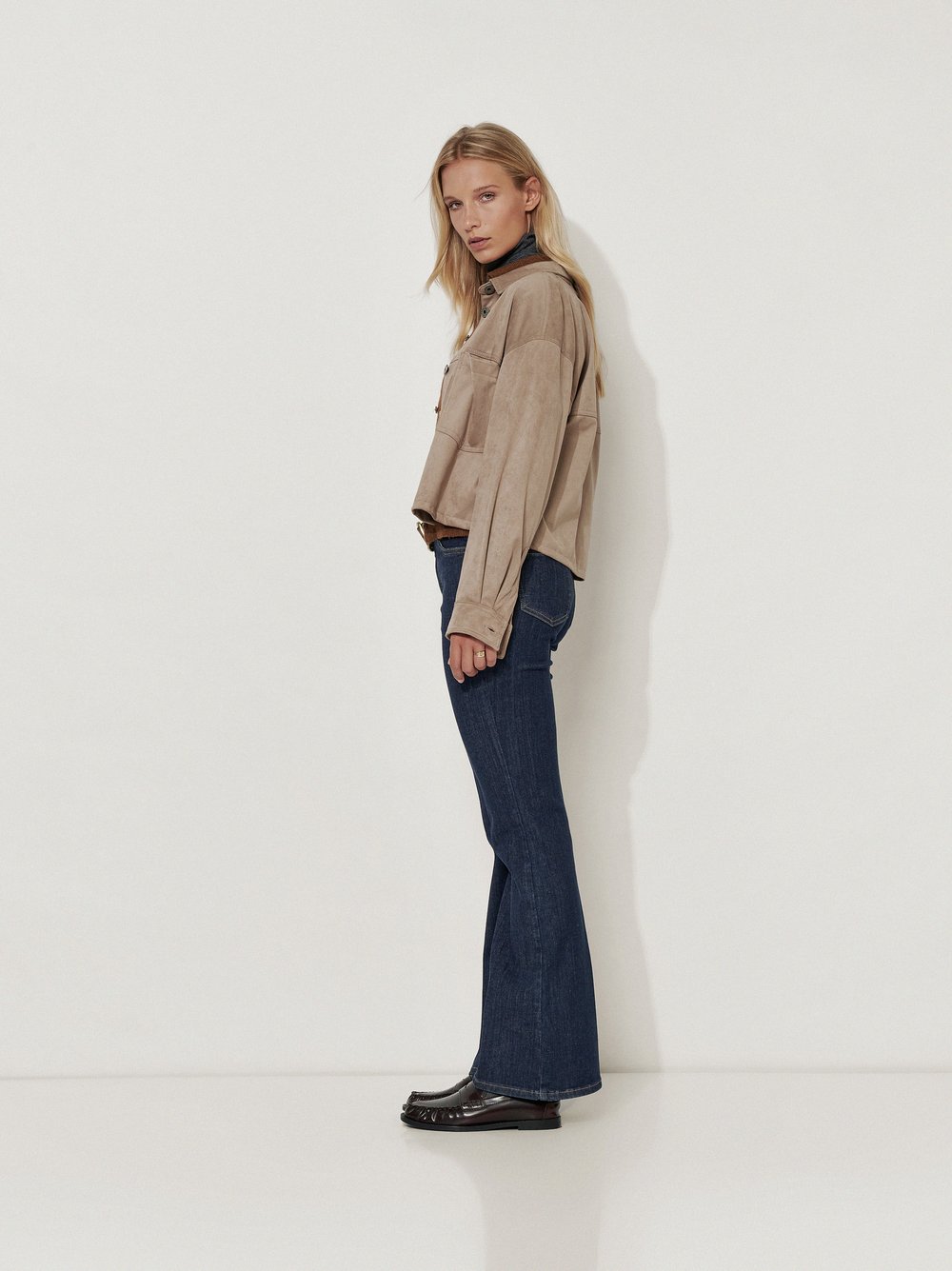 Womens jeans Antonia Bootcut in Navy, bootcut jeans, front view worn by model