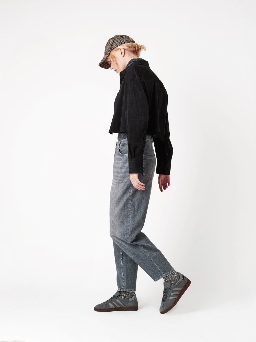Jeans Mara_385 mid grey outfit view