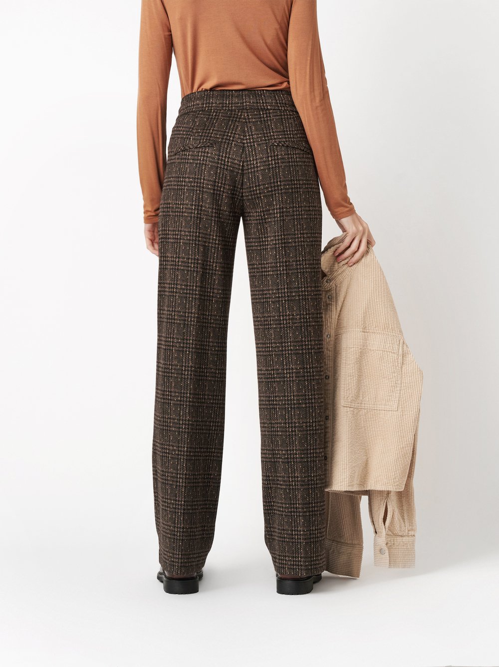 Trousers May_452 brown rear view