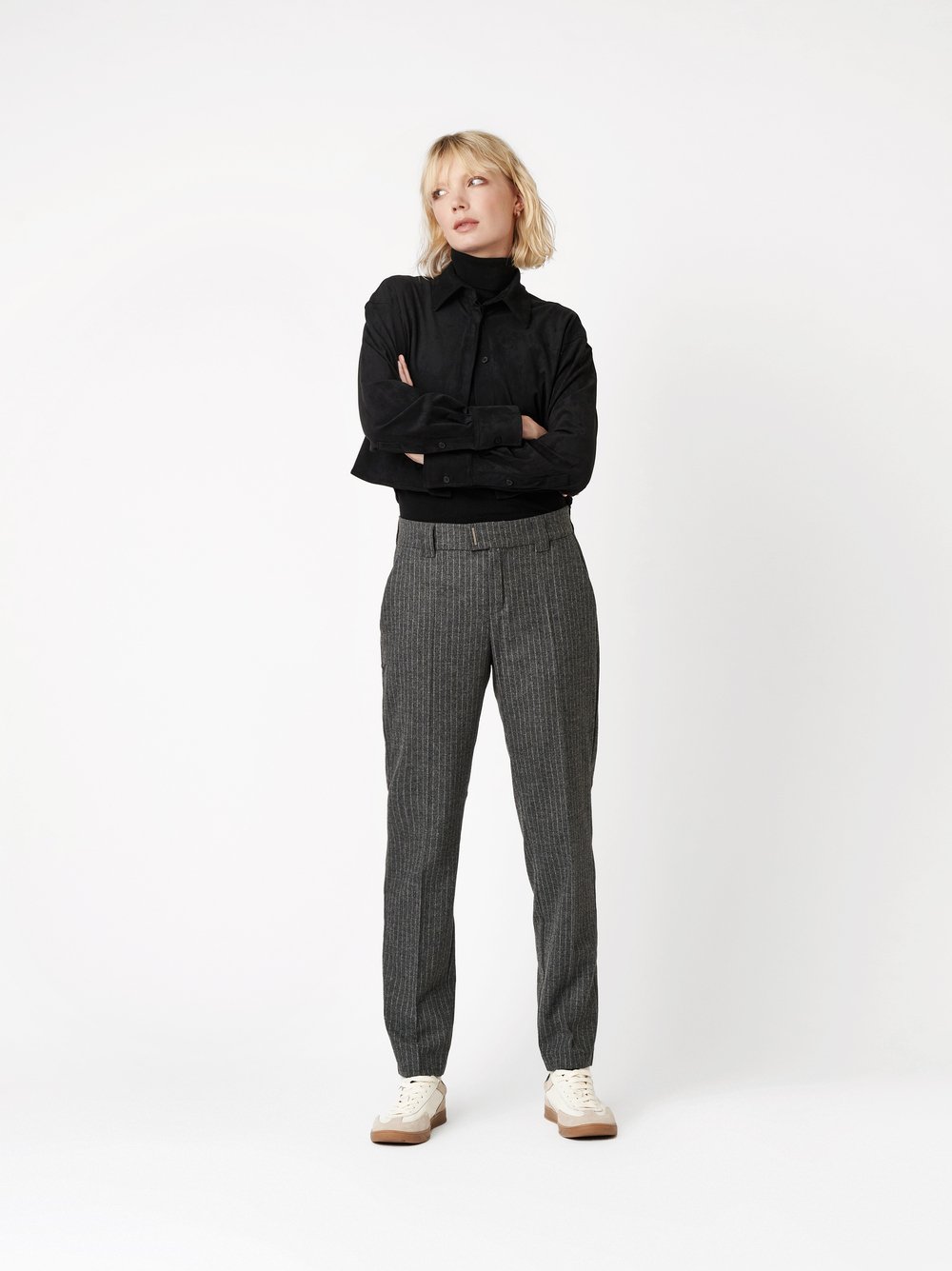 Hose May_458 grey Outfitansicht