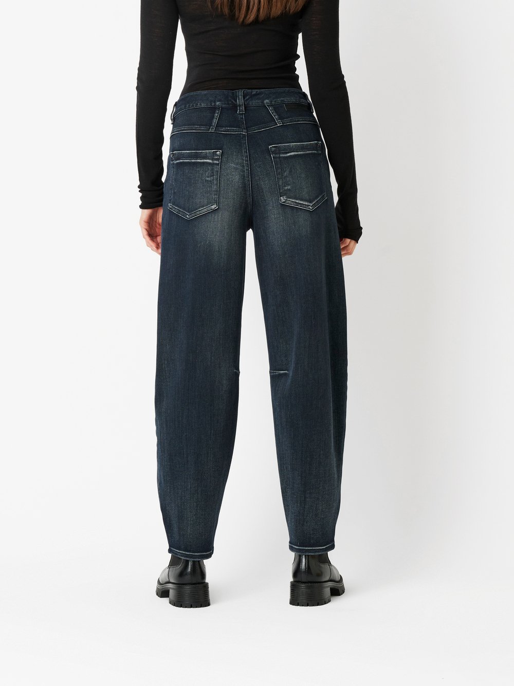 Jeans Mara_375 dark blue rear view Jeans Mara_375 dark blue rear view