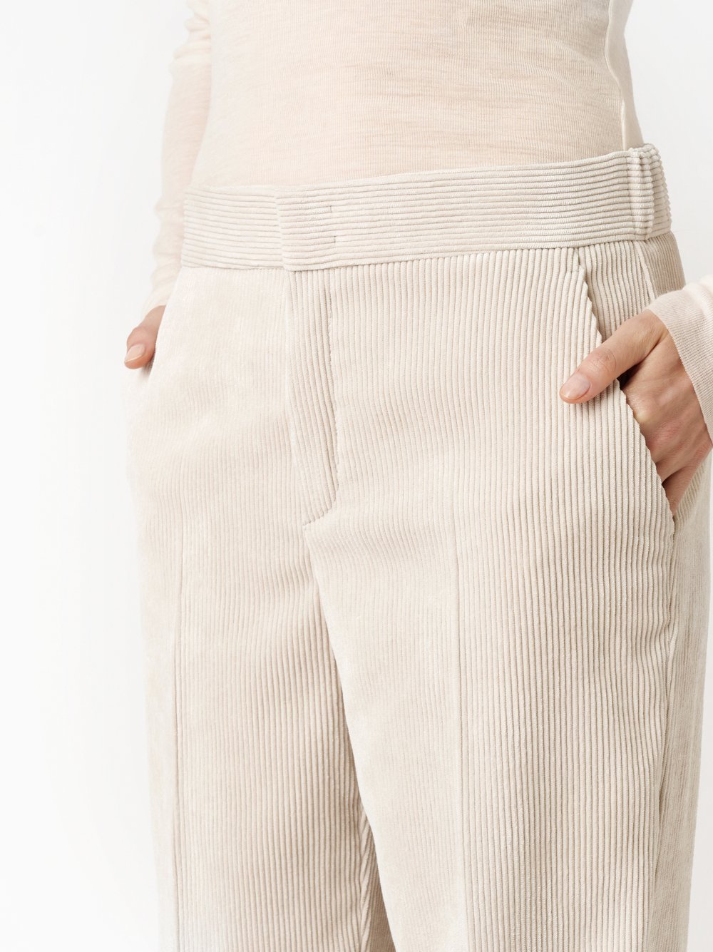 Trousers Mara_355 ecru detail view Trousers Mara_355 ecru detail view