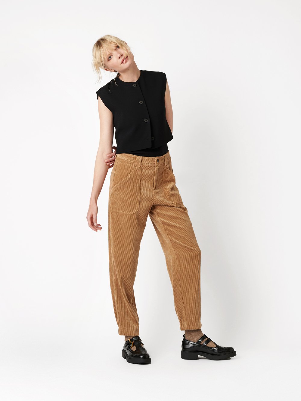 Trousers Mara_390 camel outfit view