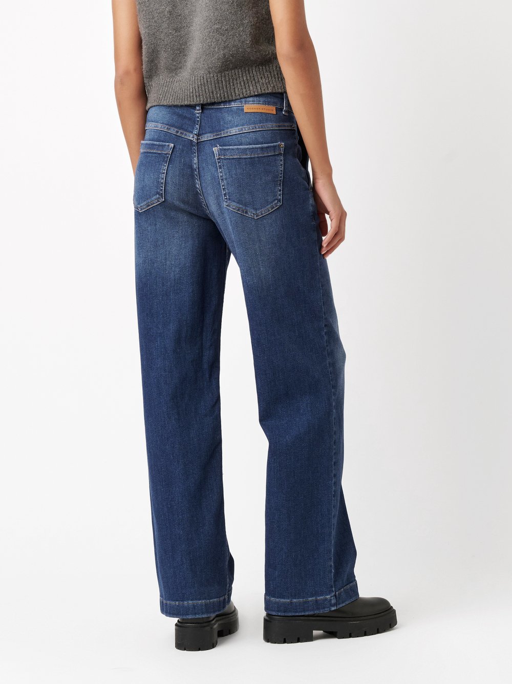 Jeans Audrey1_094 mid blue rear view Jeans Audrey1_094 mid blue rear view