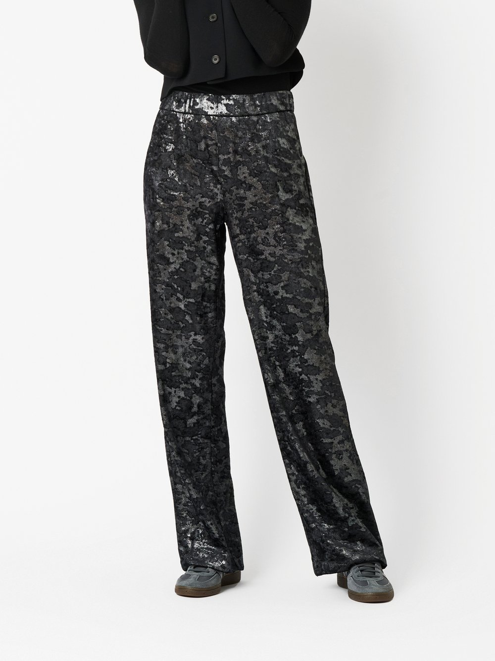 Trousers Mara_355 black front view Trousers Mara_355 black front view