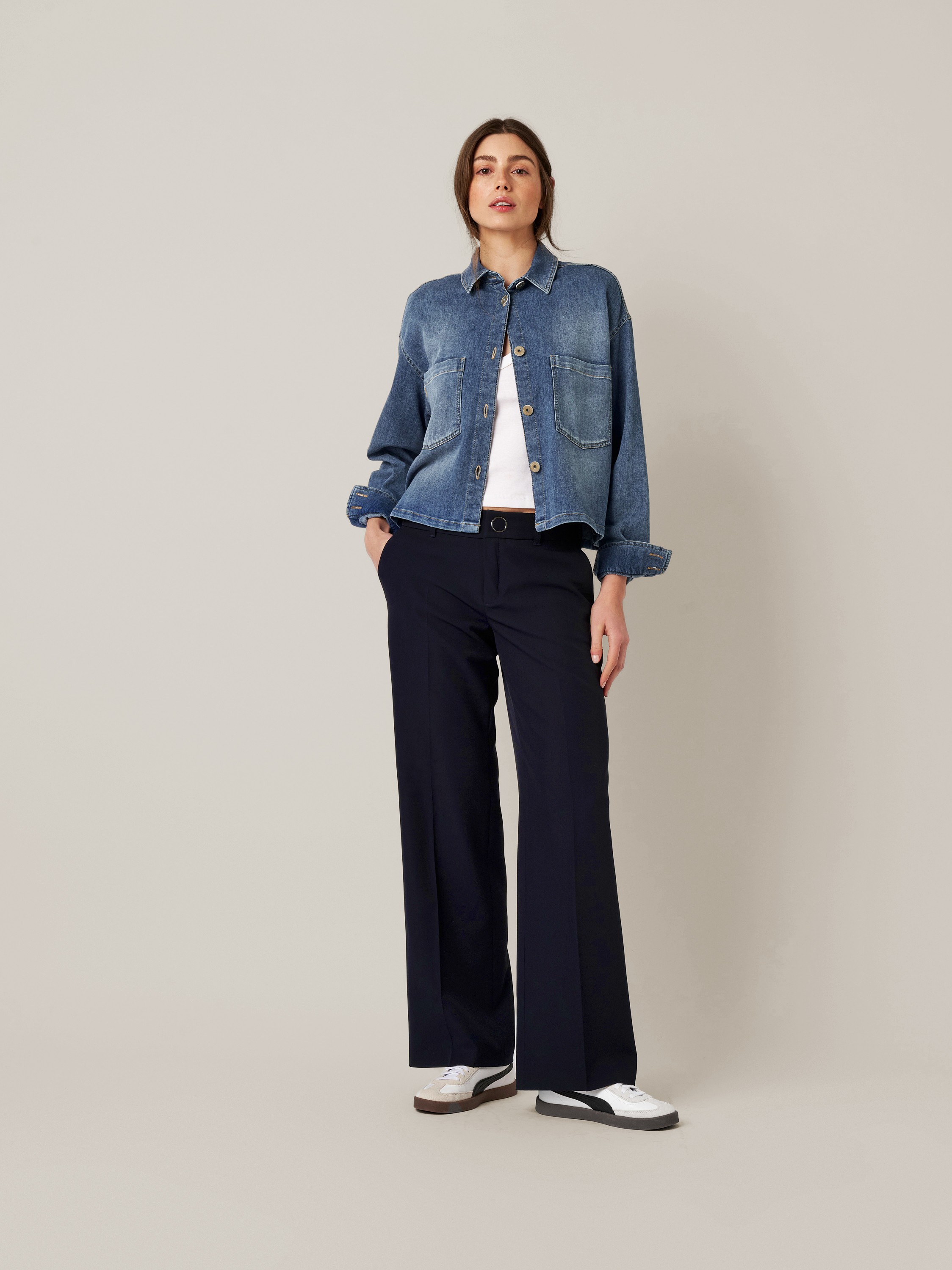Womens trousers May Marlene in navy, marlene trousers made of crepe, outfit view worn by model