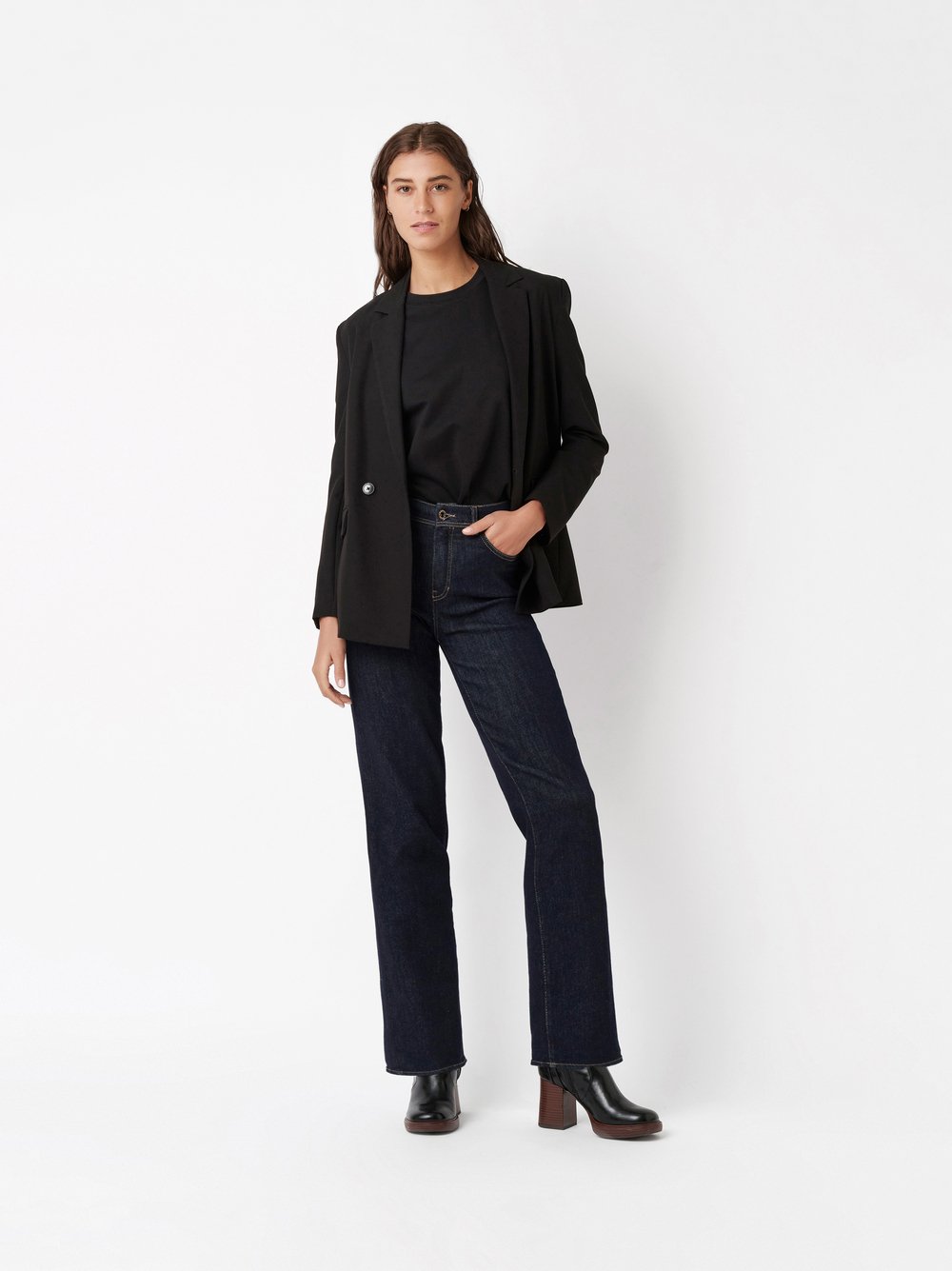 Jeans Audrey1_092 navy Outfitansicht