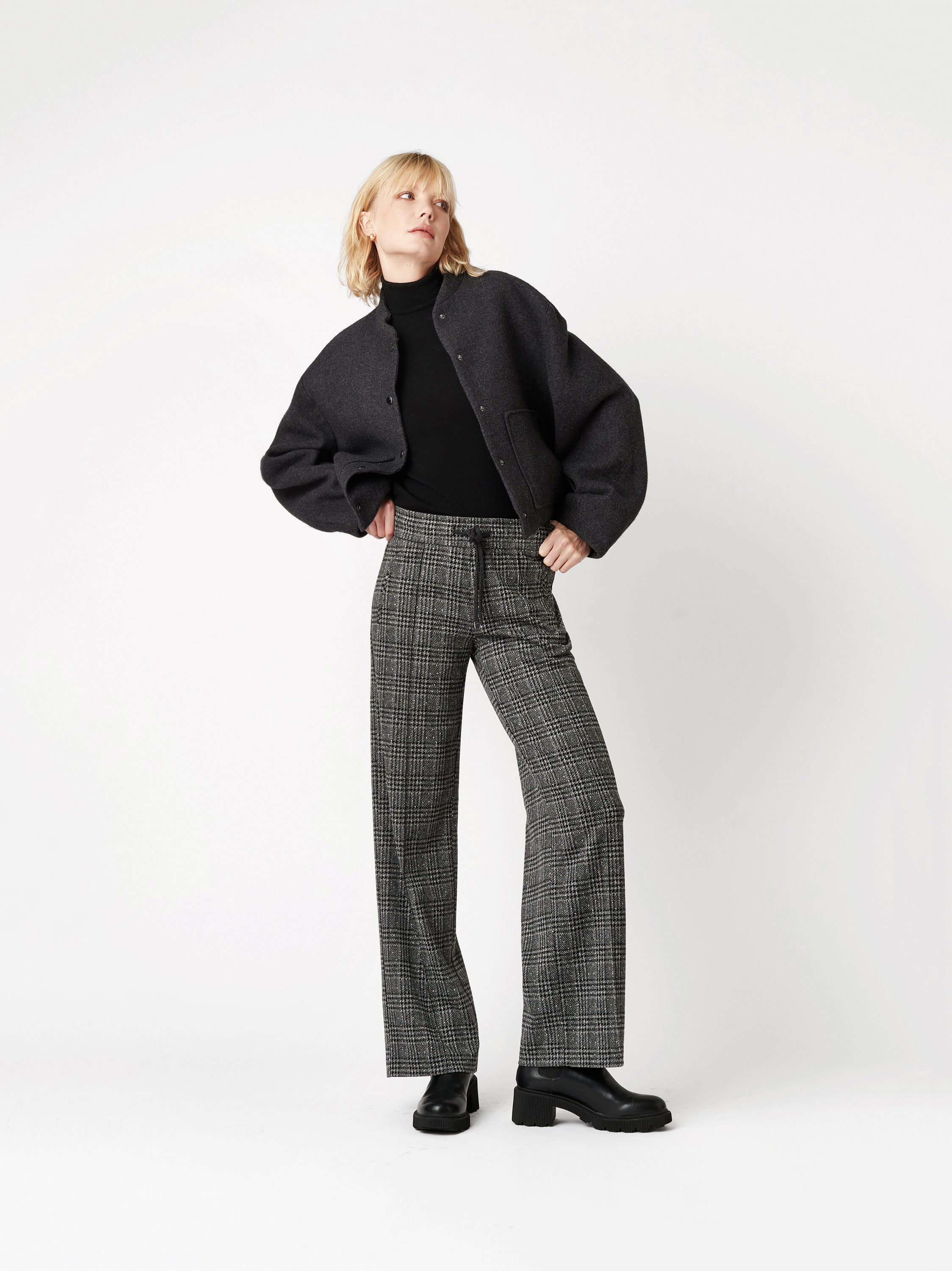 Trousers May_452 grey outfit view Trousers May_452 grey outfit view